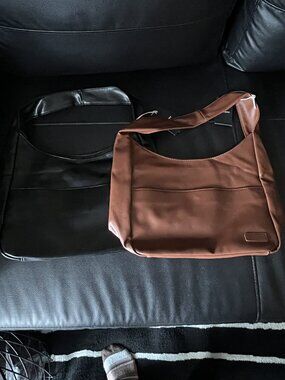 2 NWT NOIRVERE BB Everyday Bags for 1 PRICE (blk & brown)